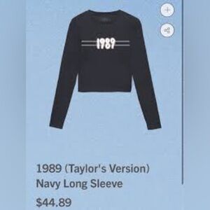 1989 (Taylor’s Version)
Navy long sleeve Taylor Swift tshirt